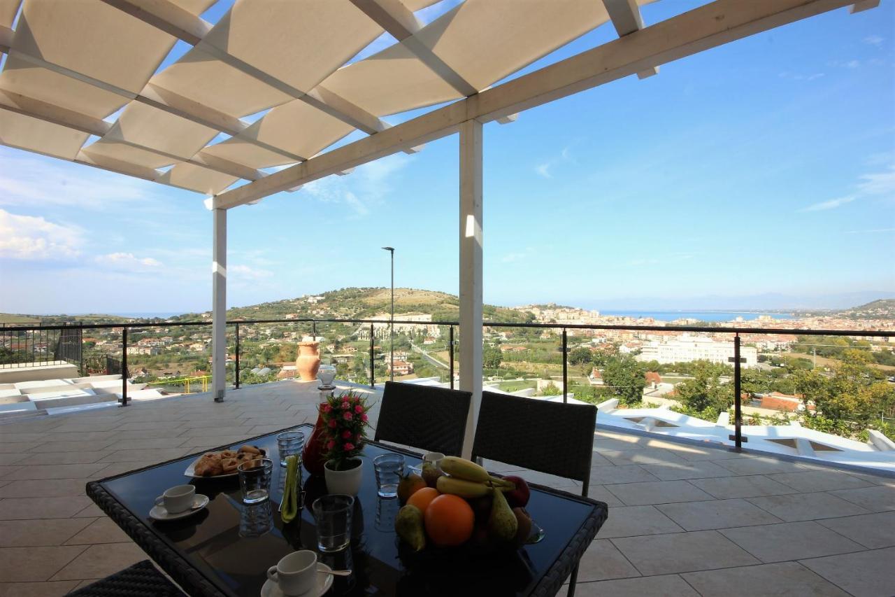 Country House Marj & Jo Resort Agropoli Buitenkant foto