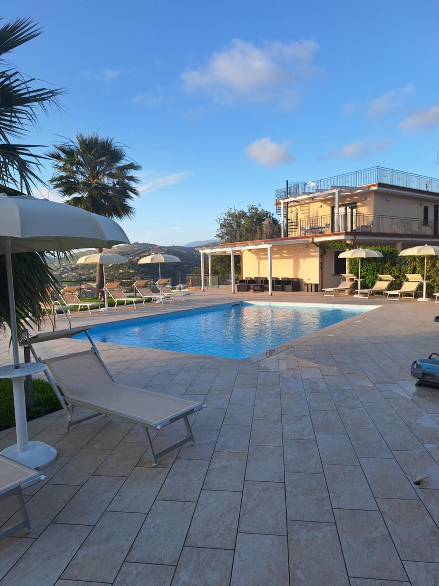 Country House Marj & Jo Resort Agropoli Buitenkant foto