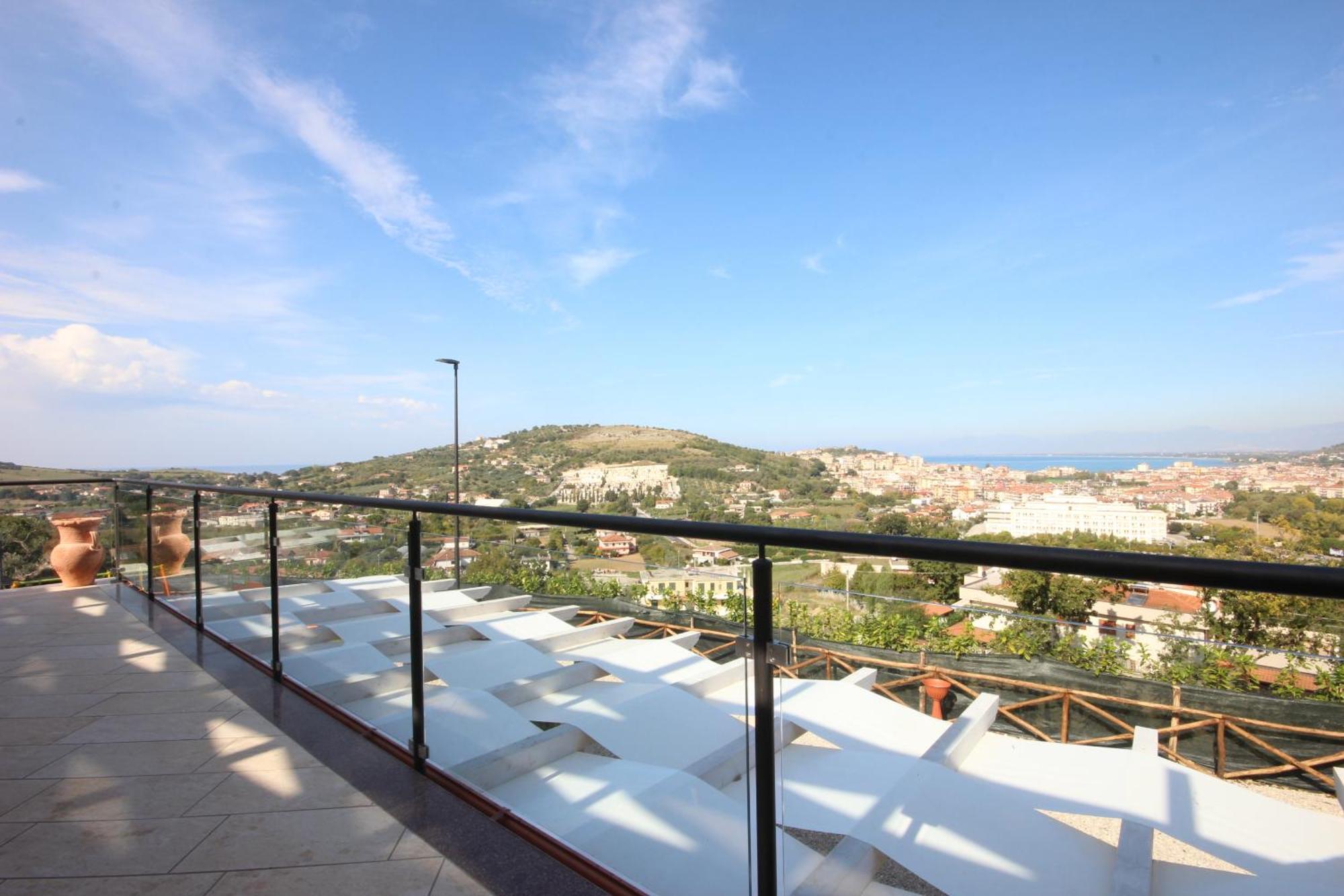 Country House Marj & Jo Resort Agropoli Buitenkant foto